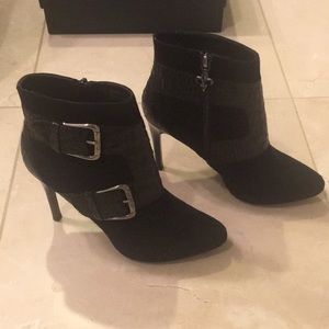 Gorgeous New Donald Pliner boots! Never worn!